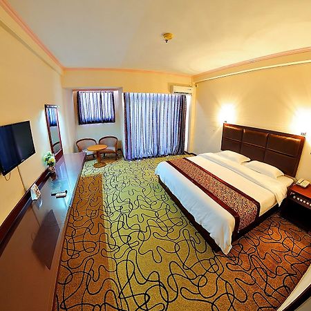 Saipan Ocean View Hotel Гарапан Екстер'єр фото